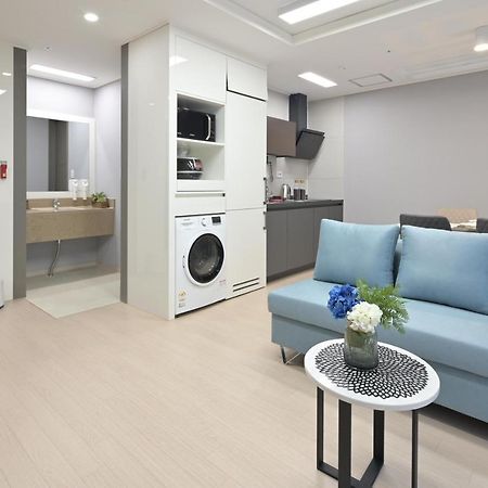 Bayone Park Apartment Yeosu Exterior photo