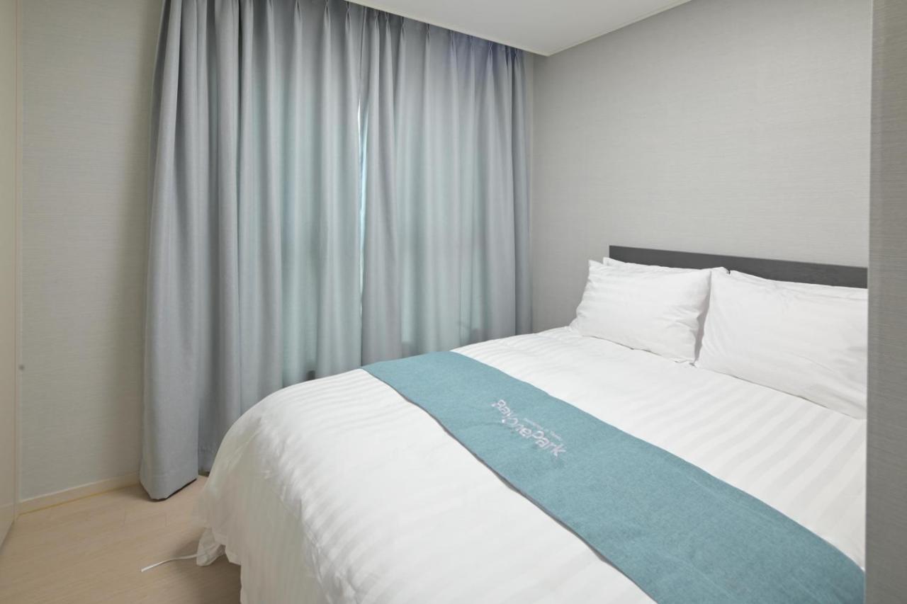 Bayone Park Apartment Yeosu Exterior photo